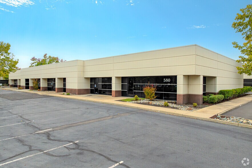 Primary Photo Of 580 Menlo Dr, Rocklin Light Manufacturing For Lease