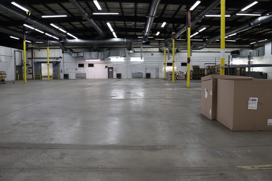 More Photos Of 4808 G St, Omaha Food Processing For Sale