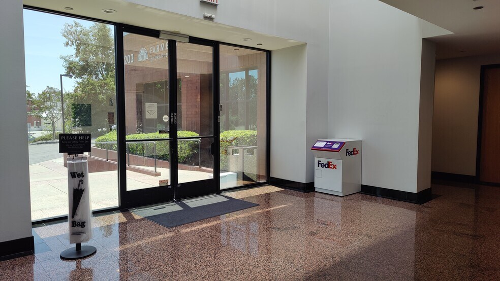 More Photos Of 203 N Brea Blvd, Brea Office For Sale