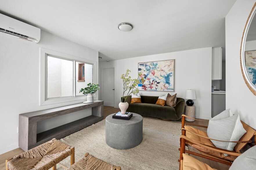 More Photos Of 1510 W 52nd St, Los Angeles Apartments For Sale