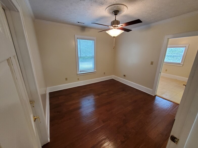 More Photos Of 309 Macon St, McDonough Office Residential For Lease