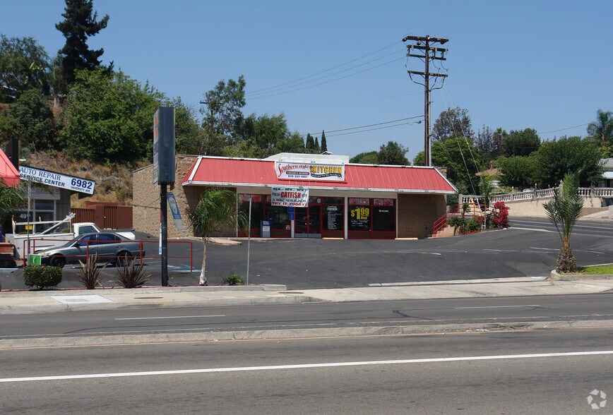 More Photos Of 6970-6988 University Ave, La Mesa Unknown For Lease