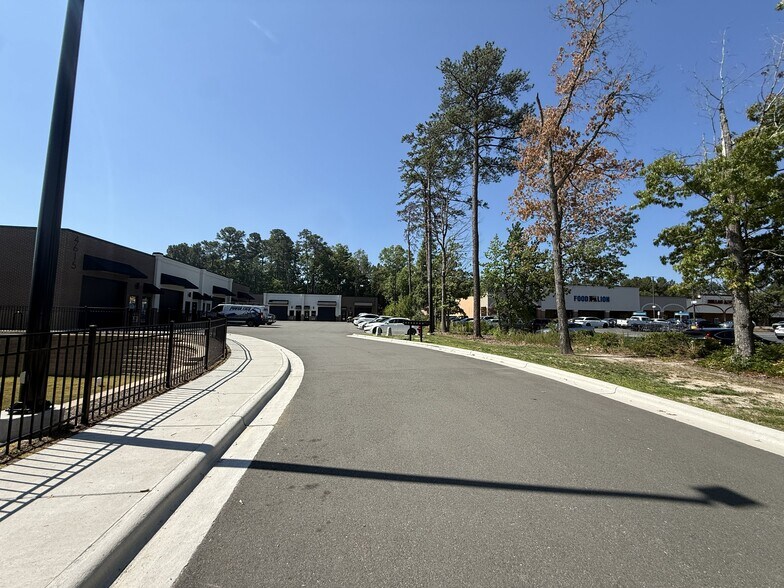 More Photos Of 4617 Hillsborough Rd, Durham Light Manufacturing For Lease