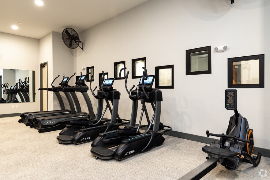 More Photos Of 352 S Walker St, Cary Apartments For Lease