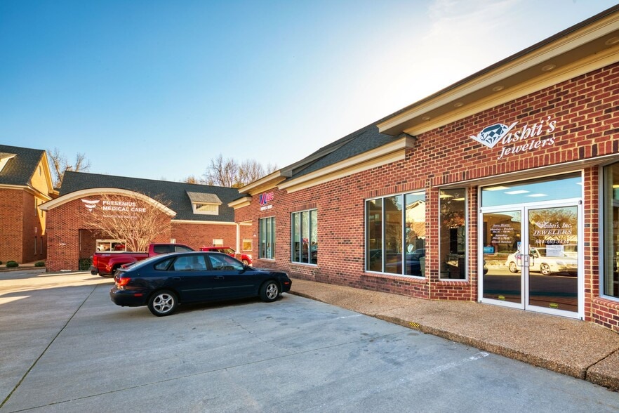 More Photos Of 6728-6736 Main St, Gloucester General Retail For Lease