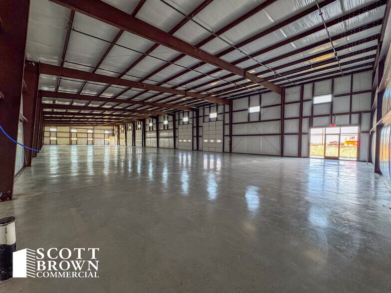 More Photos Of 8137 Florance Rd, Justin Industrial For Lease