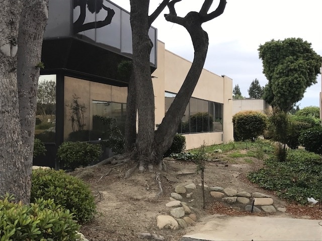 More Photos Of 2227 Portola Rd, Ventura Manufacturing For Lease