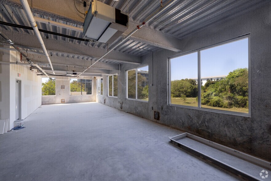 More Photos Of 3683 S Miami Ave, Miami Medical For Lease