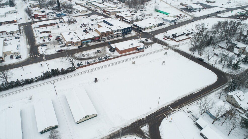 More Photos Of 1xx Central Dr, Braham Land For Sale