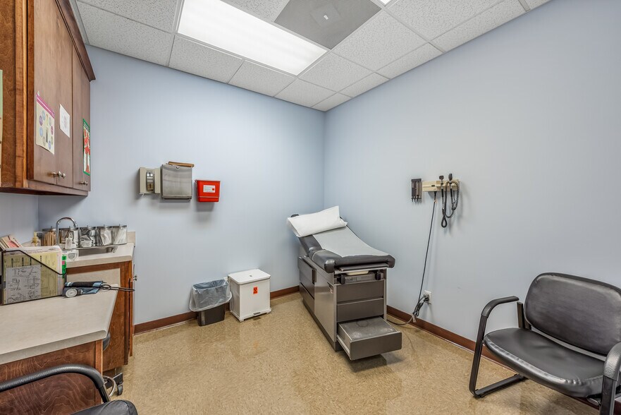 More Photos Of 2202 Jordan Rd SW, Fort Payne Medical For Sale