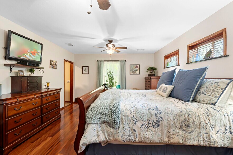 More Photos Of 1056 Reynolds Rd, De Leon Springs Specialty For Sale