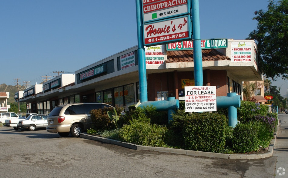 More Photos Of 31561-31593 Castaic Rd, Castaic Unknown For Lease