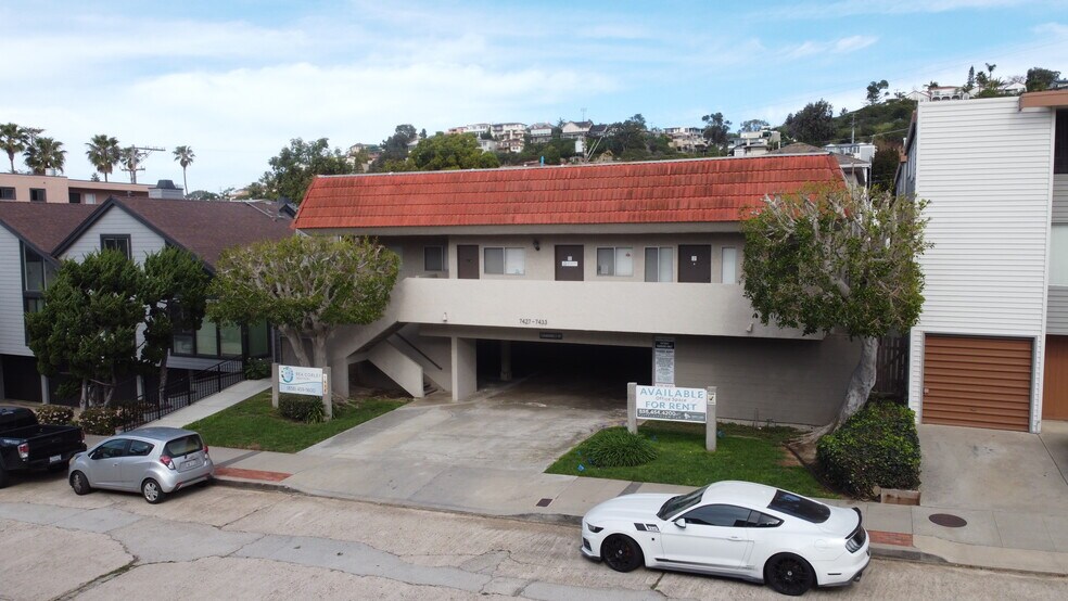 More Photos Of 7433 Herschel Ave, La Jolla Medical For Lease