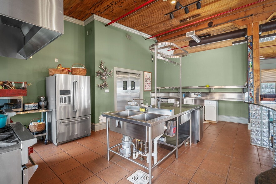 More Photos Of 110-112 Sidney St, Saint Louis Lodge Meeting Hall For Sale