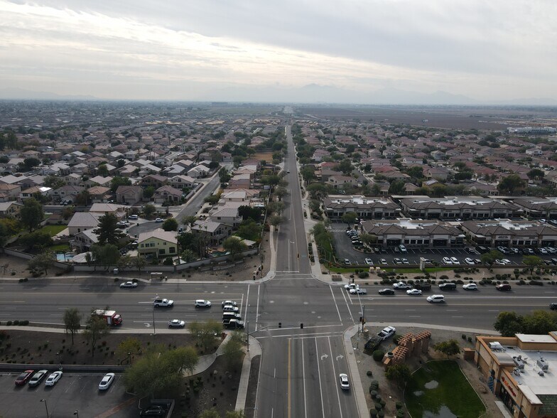 More Photos Of 9515 W Camelback Rd, Phoenix Medical For Sale