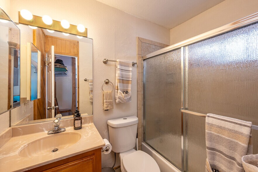 More Photos Of 830-832 Pismo Ct, San Diego Apartments For Sale