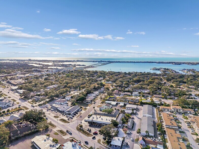More Photos Of 510-520 Indian Rocks Rd, Largo Unknown For Lease
