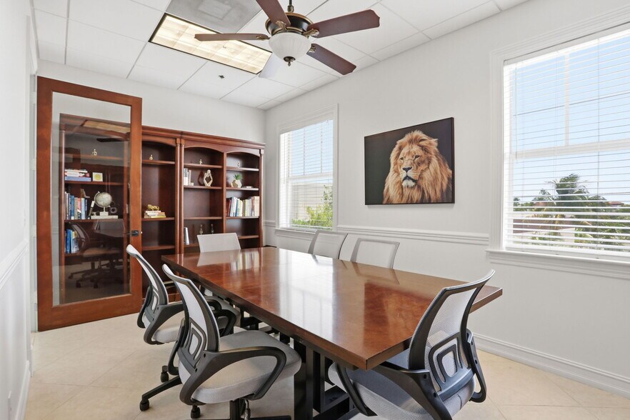 More Photos Of 7999 N Federal Hwy, Boca Raton Office For Sale