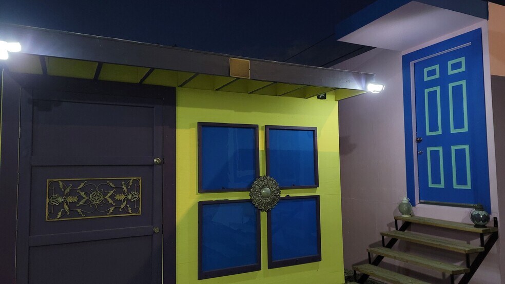More Photos Of 352 California St, Maricopa General Retail For Sale