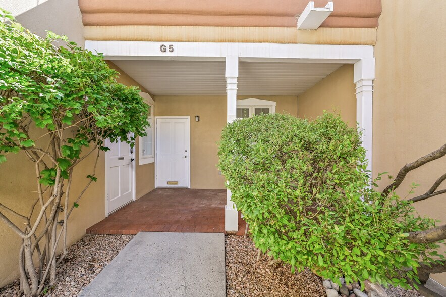 More Photos Of 2019 Galisteo St, Santa Fe Office For Lease