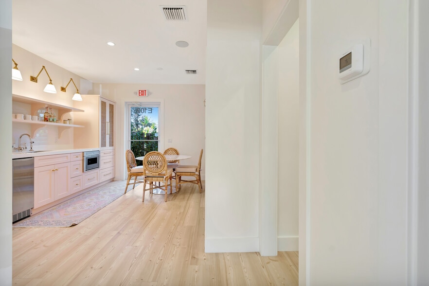 More Photos Of 725 N A1A, Jupiter Medical For Sale
