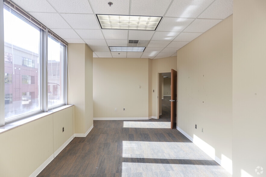 More Photos Of 101 N 4th St, Lafayette Coworking Space