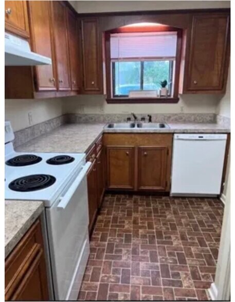 More Photos Of 101-103 Creek Bend Rd, Natchez Apartments For Sale