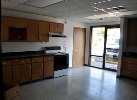 More Photos Of 469 Nehalem St, Clatskanie Warehouse For Lease