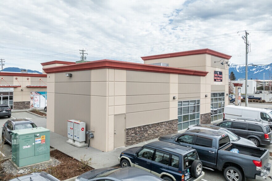 More Photos Of 8705 Young Rd, Chilliwack General Retail For Sale