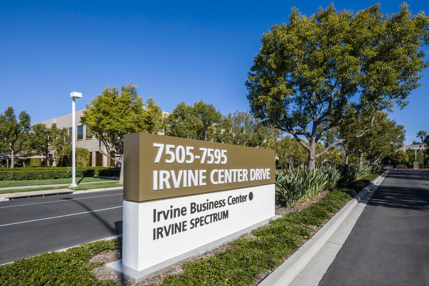 More Photos Of 7525 Irvine Center Dr, Irvine Office For Lease