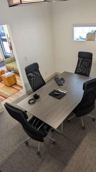 More Photos Of 2842 W 44th Ave, Denver Storefront For Lease