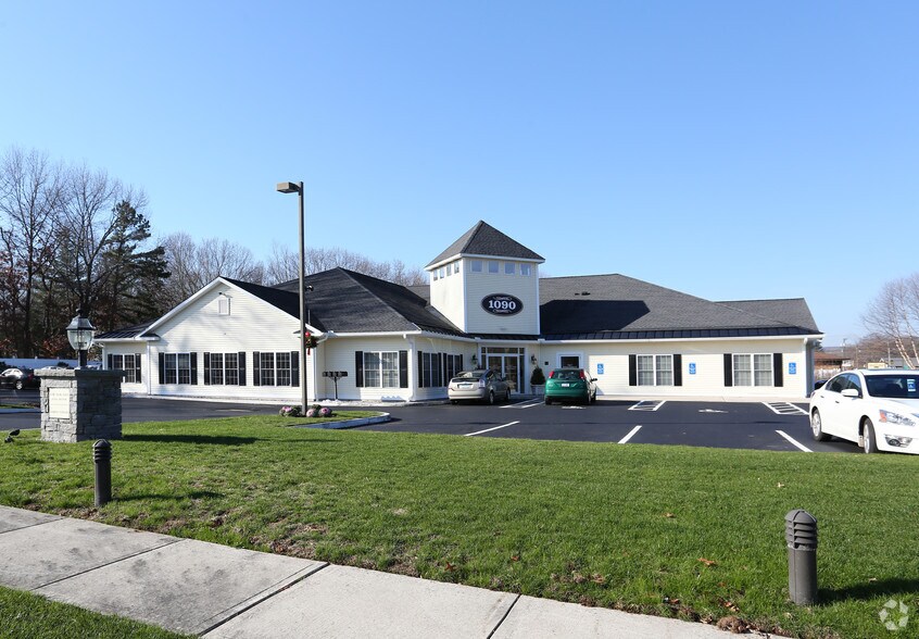 More Photos Of 1090 Meriden Waterbury Tpke, Cheshire Medical For Sale