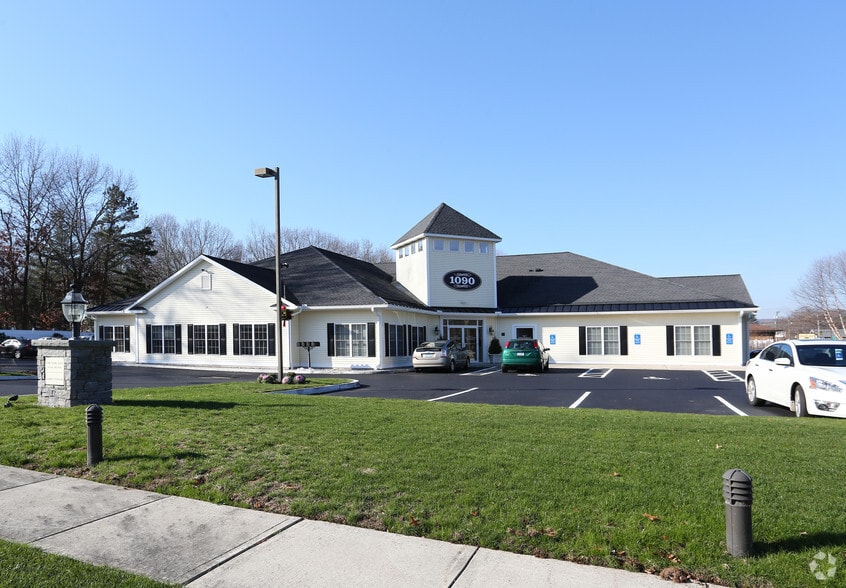 More Photos Of 1090 Meriden Waterbury Tpke, Cheshire Medical For Sale