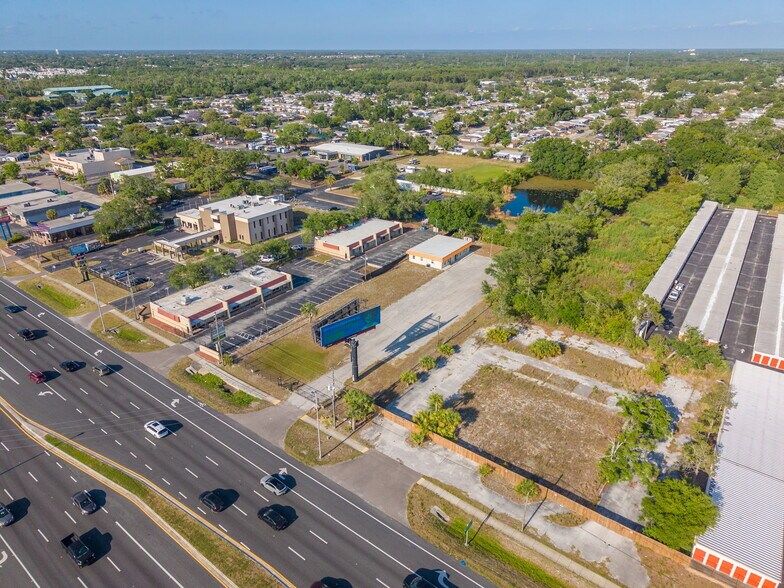 More Photos Of 2312 US Highway 19, Holiday Office For Sale