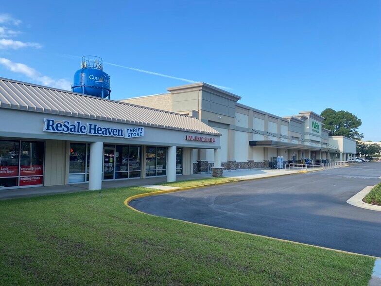 More Photos Of 1720 Gulf Shores Pky, Gulf Shores Storefront For Sale