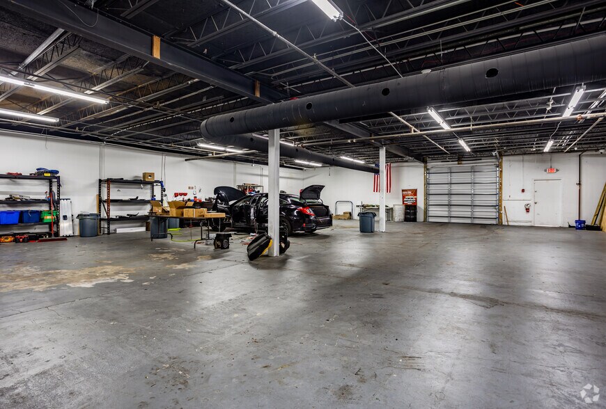 More Photos Of 1717-1721 9th St W, Bradenton Freestanding For Lease