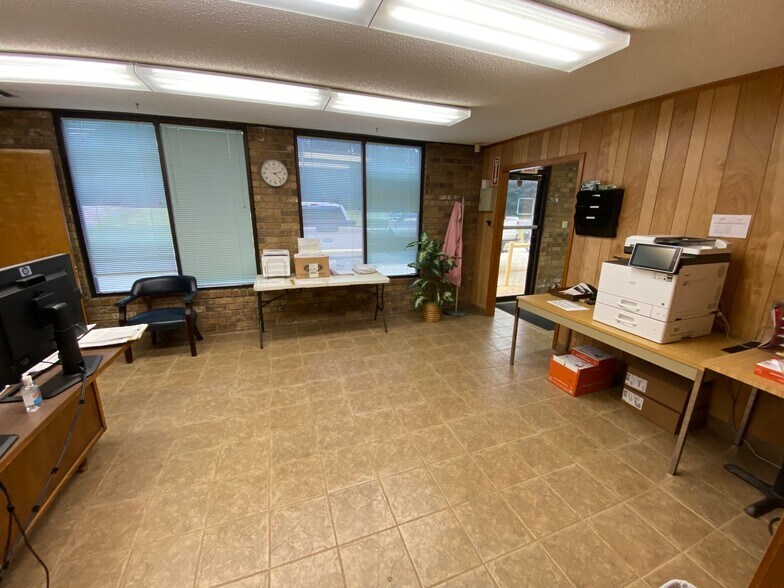 More Photos Of 2300 TX-322, Henderson Warehouse For Sale