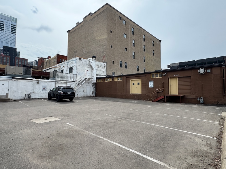 More Photos Of 206 3rd Ave N, Minneapolis Warehouse For Lease
