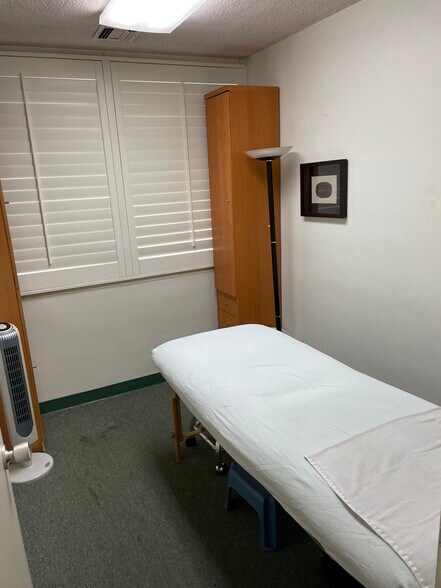 More Photos Of 1530 Baker St, Costa Mesa Medical For Lease