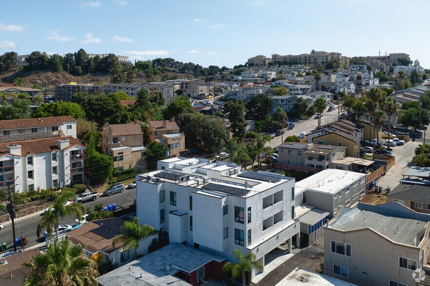 More Photos Of 5727 Lauretta St, San Diego Apartments For Sale