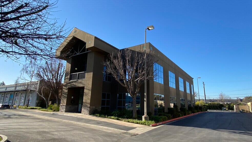 More Photos Of 3312 Woodward Ave, Santa Clara Office For Lease