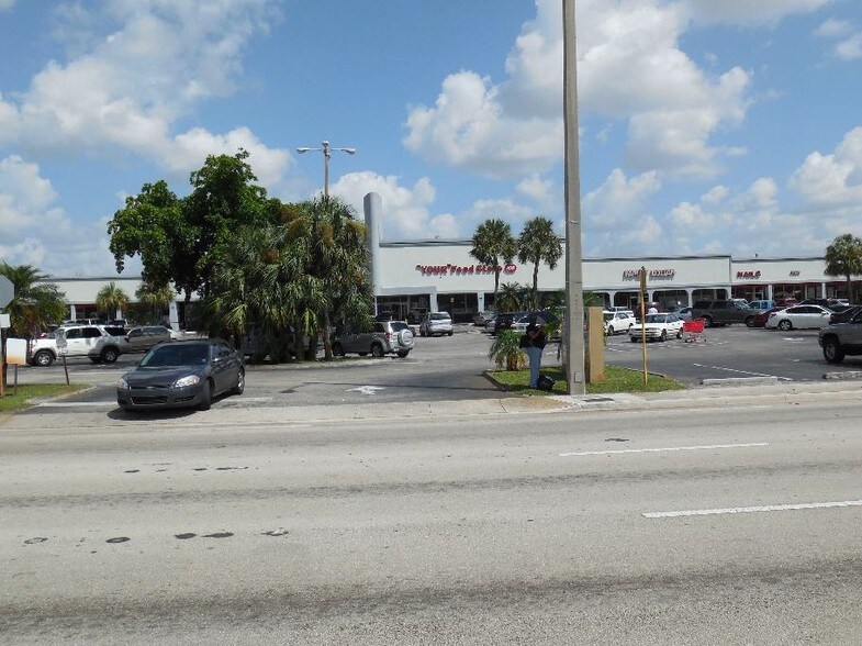 More Photos Of 5995-6081 W Sunrise Blvd, Sunrise Storefront Retail Office For Lease