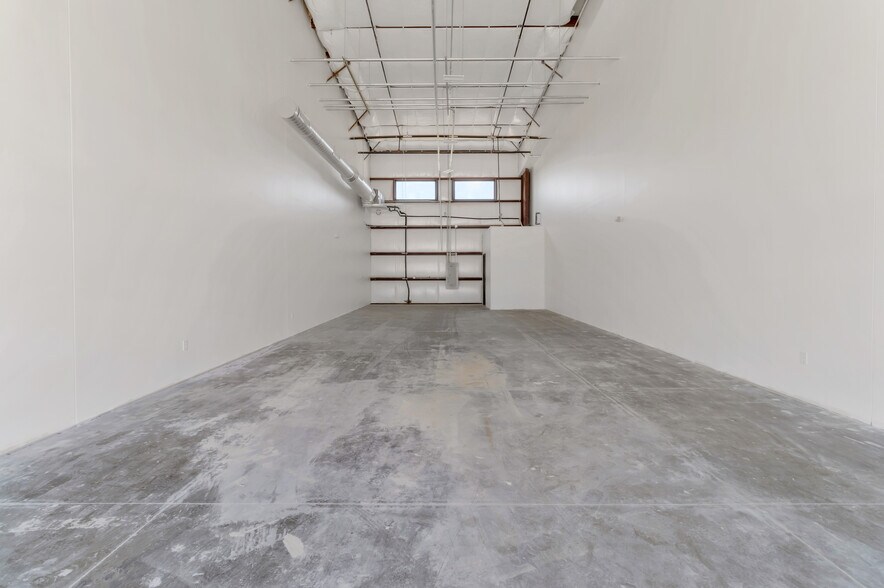 More Photos Of 1890 Commerce Park, Round Rock Unknown For Lease