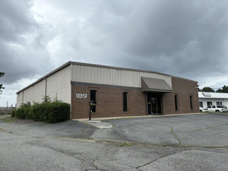 Primary Photo Of 181 Woodfield Dr, Macon Warehouse For Lease