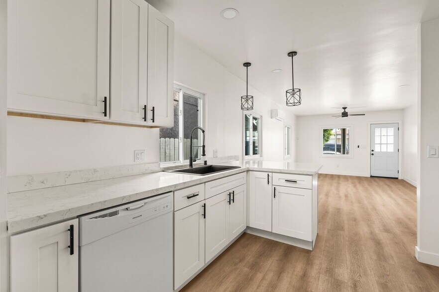 More Photos Of 3546-3552 47th St, San Diego Apartments For Sale