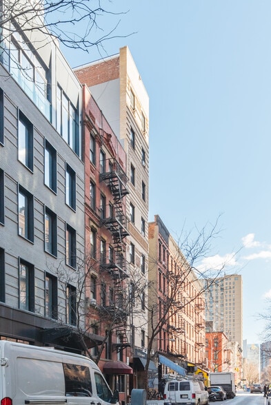 More Photos Of 153 E 26th St, New York Apartments For Sale