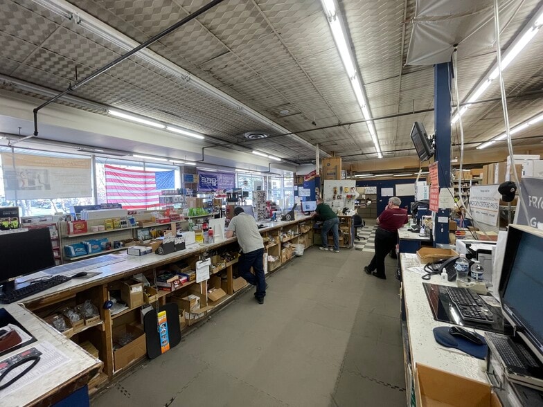 More Photos Of 7701–7757 W Lawrence Avenue, Norridge Apartments For Sale