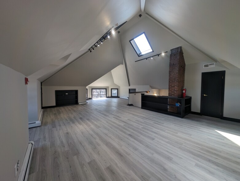 More Photos Of 1284 N Broad St, Hillside Office For Lease