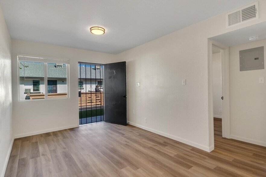 More Photos Of 14001-14007 N Primrose St, El Mirage Apartments For Sale