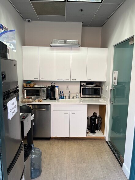 More Photos Of 428-444 N Bedford Dr, Beverly Hills Medical For Lease
